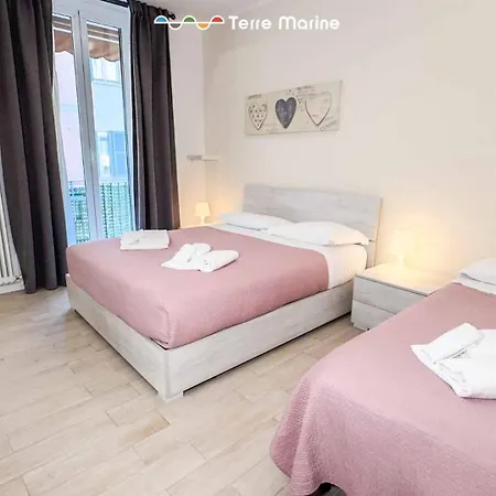 Myro's House, Terre Marine Apartment