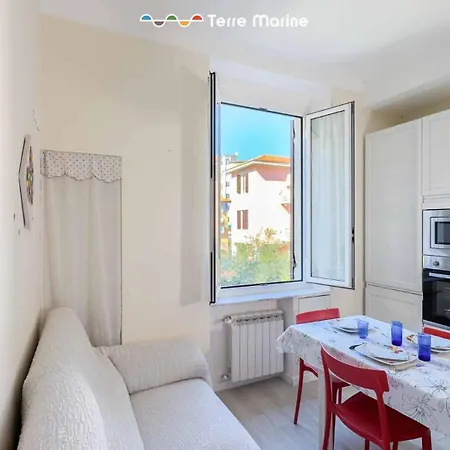 Apartment Myro's House, Terre Marine *