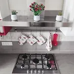 Myro's House, Terre Marine