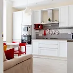 شقة Myro's House, Terre Marine *